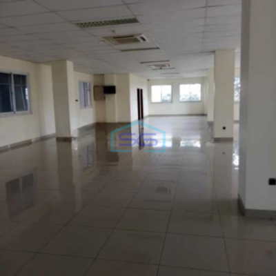 Dijual Gedung Kantor di Pinggir Jalan Raya Cikini Jakarta Pusat LT 800m2