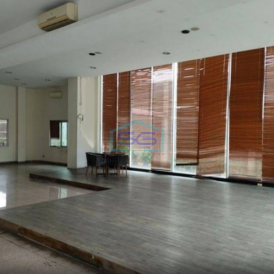 Dijual Ruang Usaha Ex Showroom Di Pinggir Jln Raya Sunter Jakarta Utara LT 1425m2