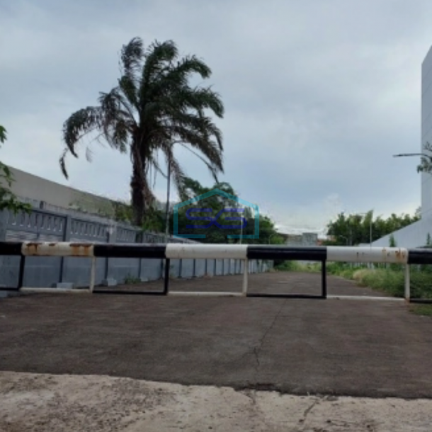 Dijual Tanah Kavling di Jalan Raya Kelapa Gading Jakarta Utara Posisi Strategis Harga Nego LT 4629m2-1