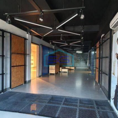 Disewakan Ruko Lebar Dan Luas di Jalan Rappocini Raya Kota Makassar