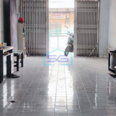 Disewakan Ruko 2lt Posisi Sudut Lokasi Strategis di Mamajang Makassar