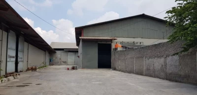 Disewakan gudang di pelumpang jakarta utara luas 800m,1800m, 500m dan 200m