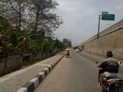 Dijual tanah di Petukangan utara jakarta selatan luas 16000m