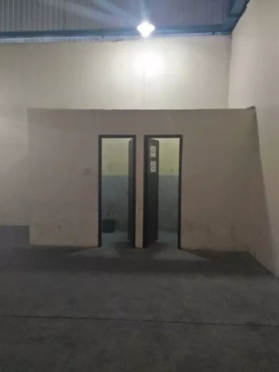 Disewakan gudang di pondok ungu luas 3200m2