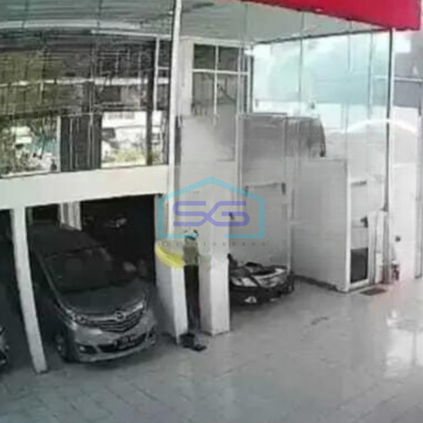 Dijual cepat ex showroom bisa untuk gudang di Jurumudi Tangerang-2