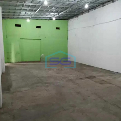 Disewakan gudang atau lahan usaha workshop di Palmerah Jakarta Barat