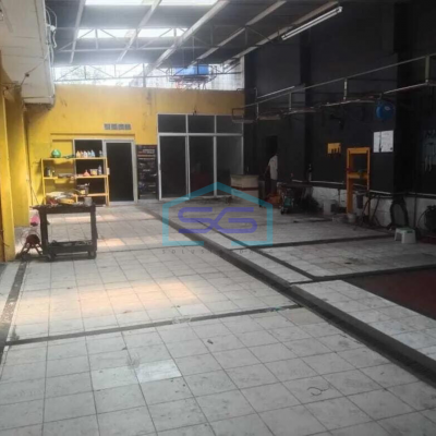 Disewakan cepat ruko ex bengkel di Cengkareng Jakarta Barat