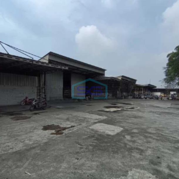 Disewakan Gudang Cocok Untuk Usaha Di Tangerang Luas Bangunan  3660 m²-2