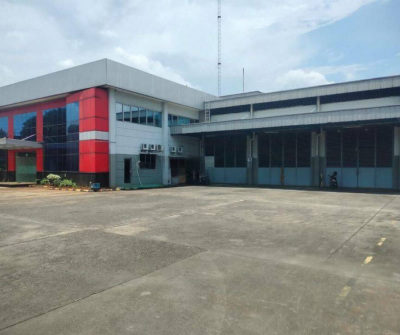 Disewakan Gudang di kawasan jiep pulo gadung bangunan bagus