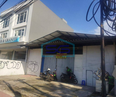 Disewakan Gudang Strategis Tengah Kota di Rawasari