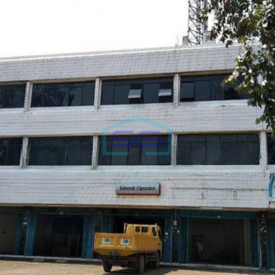 Disewakan Ruko Gandeng 3 Cipondoh Tangerang