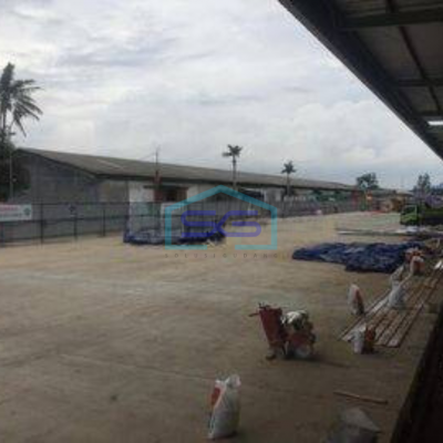 Disewakan Gudang Daan Mogot ada Loading Dock Bangunan Baru Siap Pakai