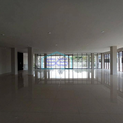 Dijual Gedung 4 Lantai Sangat Baru di Setiabudi
