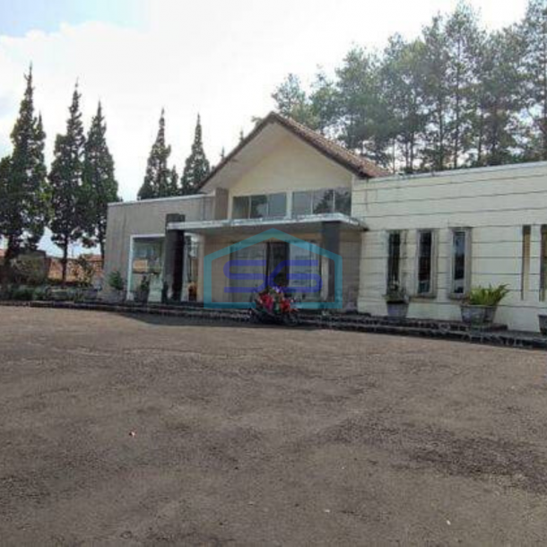 Dijual Tanah dan bangunan lokasi strategis di Lembang-2