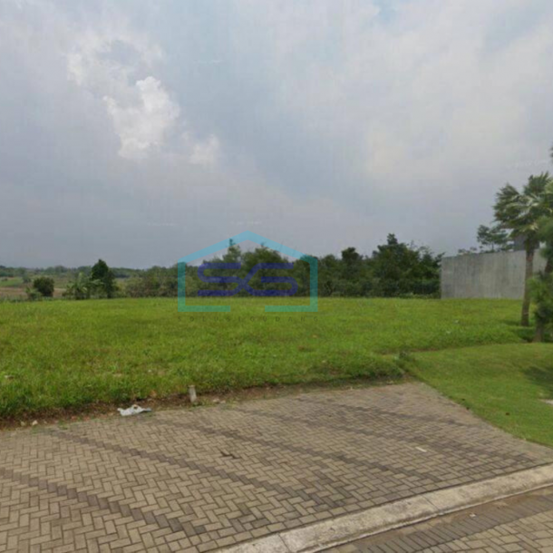 Dijual Kavling Keren View Danau di Kota Baru Parahyangan, Bandung-1