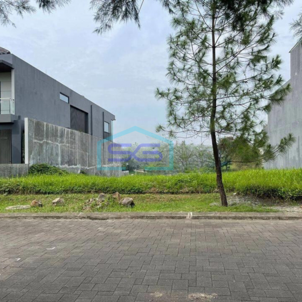 Dijual Kavling Exclusif View Danau di Kota Baru Parahyangan, Bandung-2