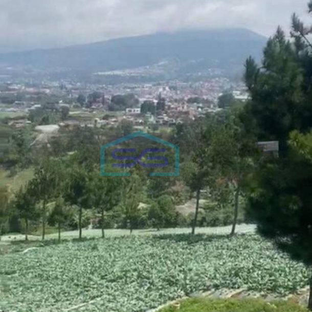 Dijual Kavling Sangat Bagus View Kota di Punclut Lembang, Bandung Utara-1