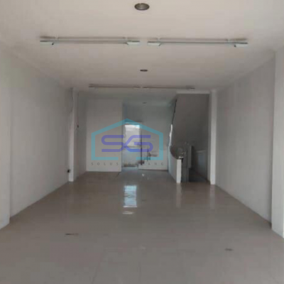 Disewa Ruko  Cepat Lokasi Mainroad di Gatot Subroto, Bandung