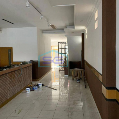 Disewa Ruko 3 Lantai Bagus Dan Siap Pakai Mainroad Cihampelas, Bandung
