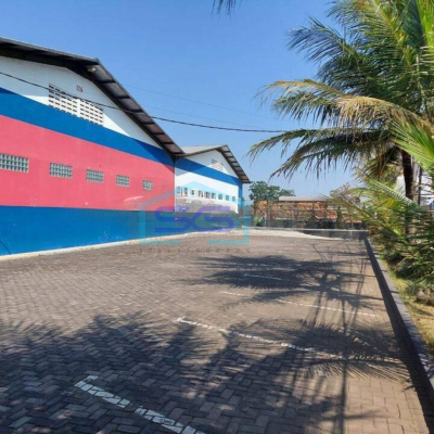 Dijual Gudang Bagus Hitung Tanah Aja di Terusan Rancaekek