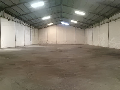 Dijual atau Disewakan Gudang Kedinding Tengah Jaya, Surabaya