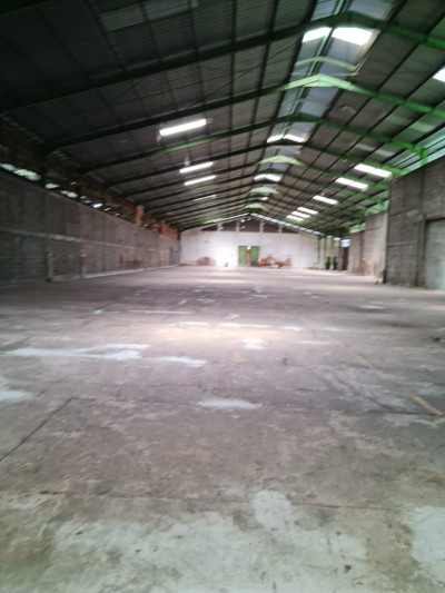 DISEWAKAN GUDANG DI MARGOMULYO SURABAYA