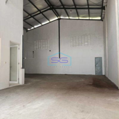 Disewakan Gudang Dan Kantor Bizpoint Cikupa Tangerang LT 328m2-2