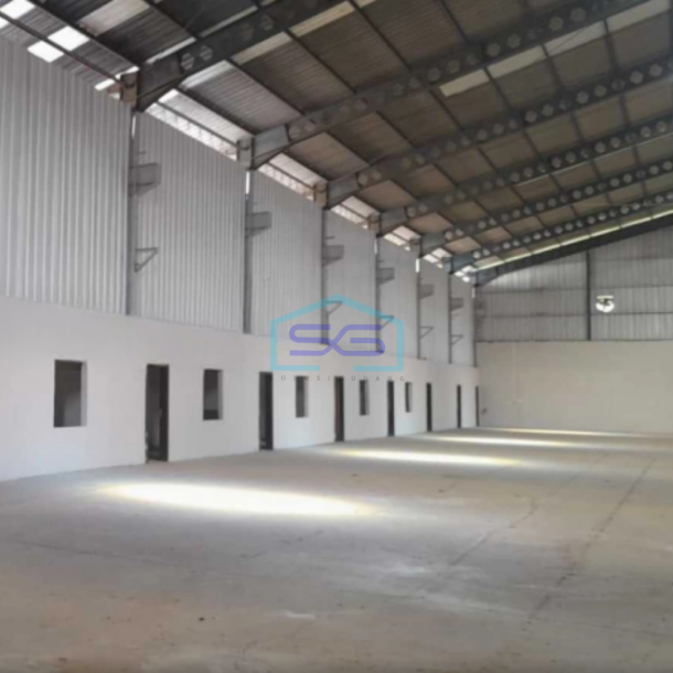 Disewakan Gudang Pinggir Jalan Legok Karawaci Tangerang LB 11000m2-1