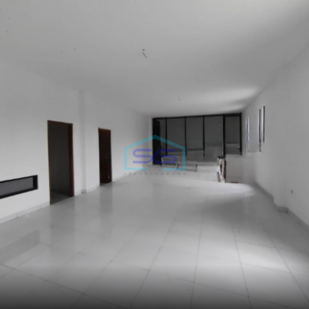 Disewakan  Gudang Baru Bsd Tangerang Selatan Luas Bangunan 750 m²-4