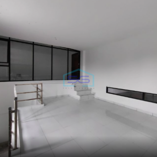 Disewakan  Gudang Baru Bsd Tangerang Selatan Luas Bangunan 750 m²-2
