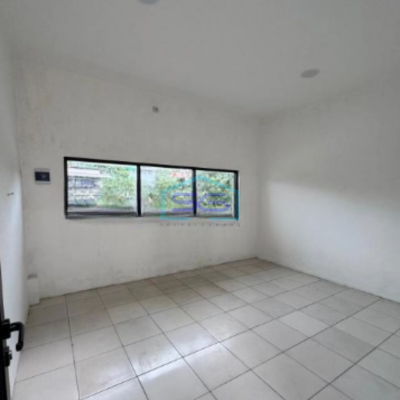 Disewakan Gudang Luas Tanah  300 m² Lokasi Bebas Banjir di Tangerang