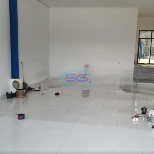 Disewakan Gudang Siap Huni Luas Tanah  986 m² Lokasi Bebas Banjir di Tangerang-3