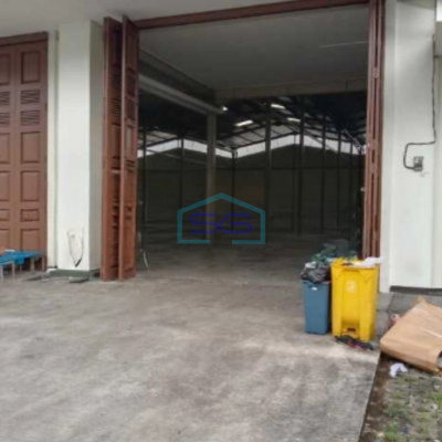 Disewakan Gudang Luas Tanah  1800 m² Lokasi Bebas Banjir di Tangerang