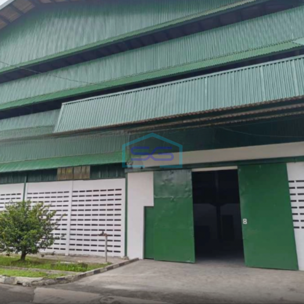 Disewakan Gudang Akses Container 40 Feet Luas Bangunan  769 m²  Lokasi Bebas Banjir di Tangerang-1