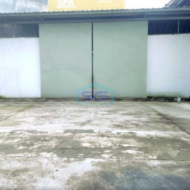 Disewakan Gudang Akses Container 40 Feet Luas Tanah  3000 m² di Tangerang-1