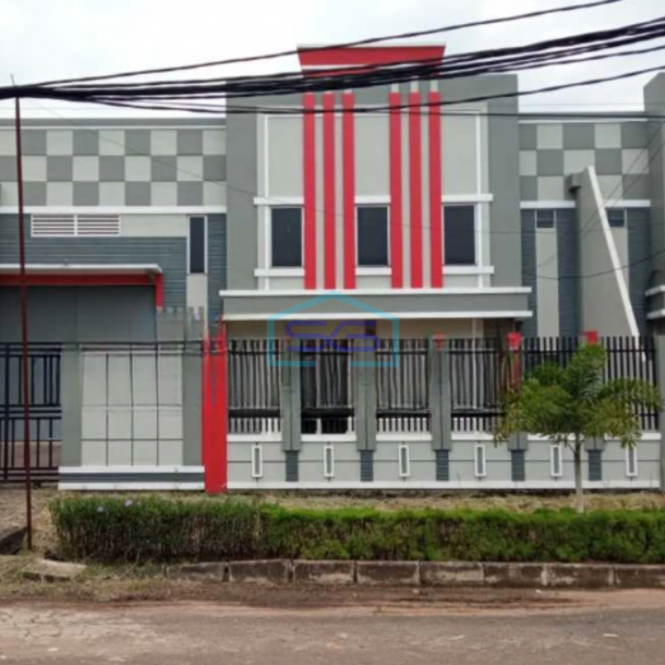 Disewakan Gudang 2 Lantai Luas Tanah 1223 m2 Lokasi di Cikupa Tangerang-1