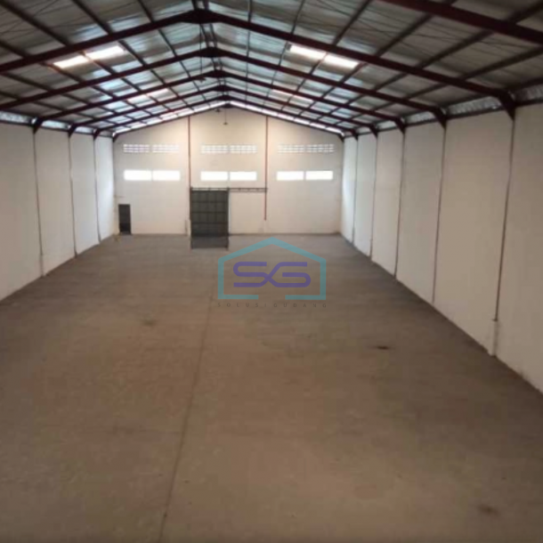 Disewakan Gudang 2 Lantai Luas Tanah 1223 m2 Lokasi di Cikupa Tangerang-3