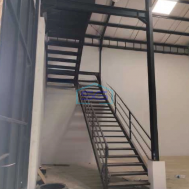 Disewakan Gudang Bebas Banjir Siap Huni di Tangerang Luas Tanah 500 m²-2