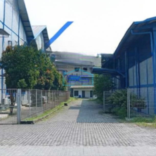 Disewakan Gudang Luas Bangunan 1242 m2 Lokasi Bebas Banjir di Tangerang-3