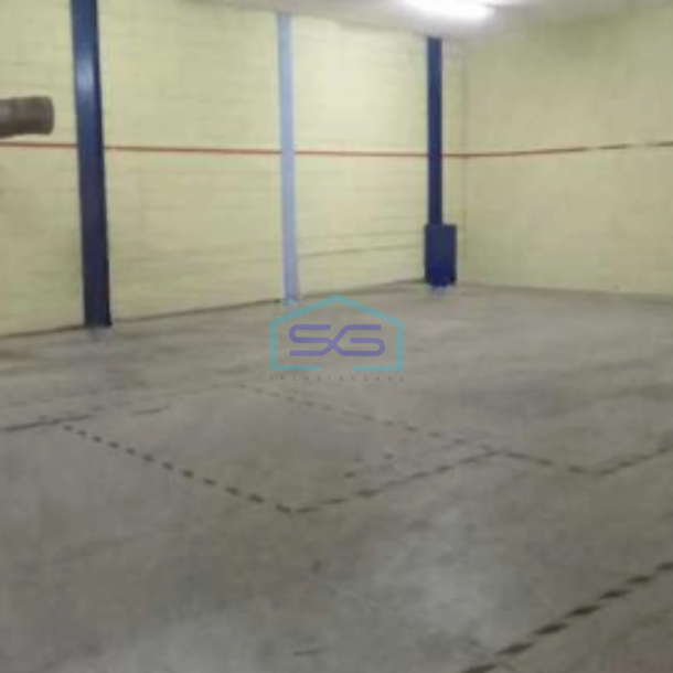 Disewakan Gudang Luas Bangunan 1242 m2 Lokasi Bebas Banjir di Tangerang-2