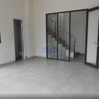 Dijual Ruko Hoek Murah 3 Lantai Lokasi di Bsd Tangerang Luas Bangunan 144m2