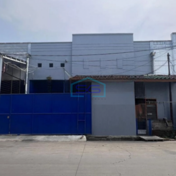 Disewakan Gudang Siap Pakai Sentra Kosambi Tangerang Luas Tanah 900m2-1