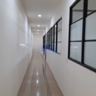 Disewakan Gudang 2 Lantai Epoxy Kawasan Blessindo Legok Tangerang LB 720m2