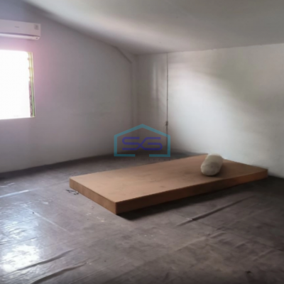 Disewakan Gudang Dan Office Kavling di Daerah Cipondoh Tangerang LB 800m2