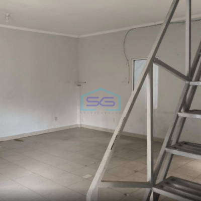 Disewakan Gudang Dan Office Kavling di Daerah Cipondoh Tangerang LB 800m2