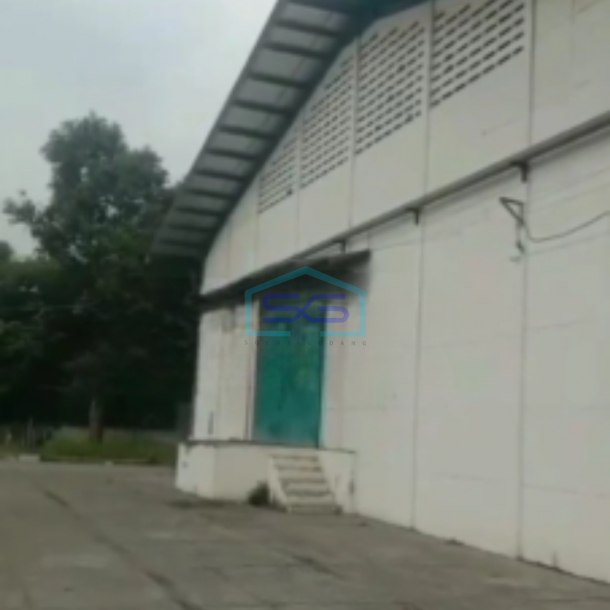 Disewakan Gudang Bersama Jalan Raya Cibadak Cikupa Tangerang LB 1725m2-1