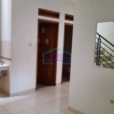 Dijual Ruko Luas Cocok Untuk Gudang di Regol Bandung