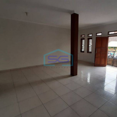 Dijual Ruko Luas Cocok Untuk Gudang di Regol Bandung