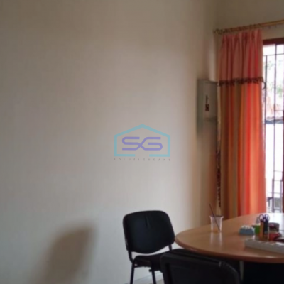 Disewakan Ruko 2 Lantai Luas Bangunan  600 m² di Semarang Timur