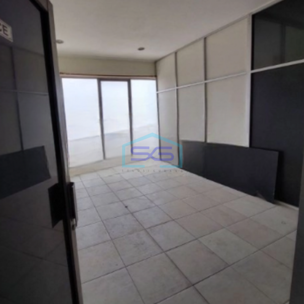 Dijual Ruko Murah Luas Bangunan  170 m² Lokasi Strategis di Batununggal Bandung-3